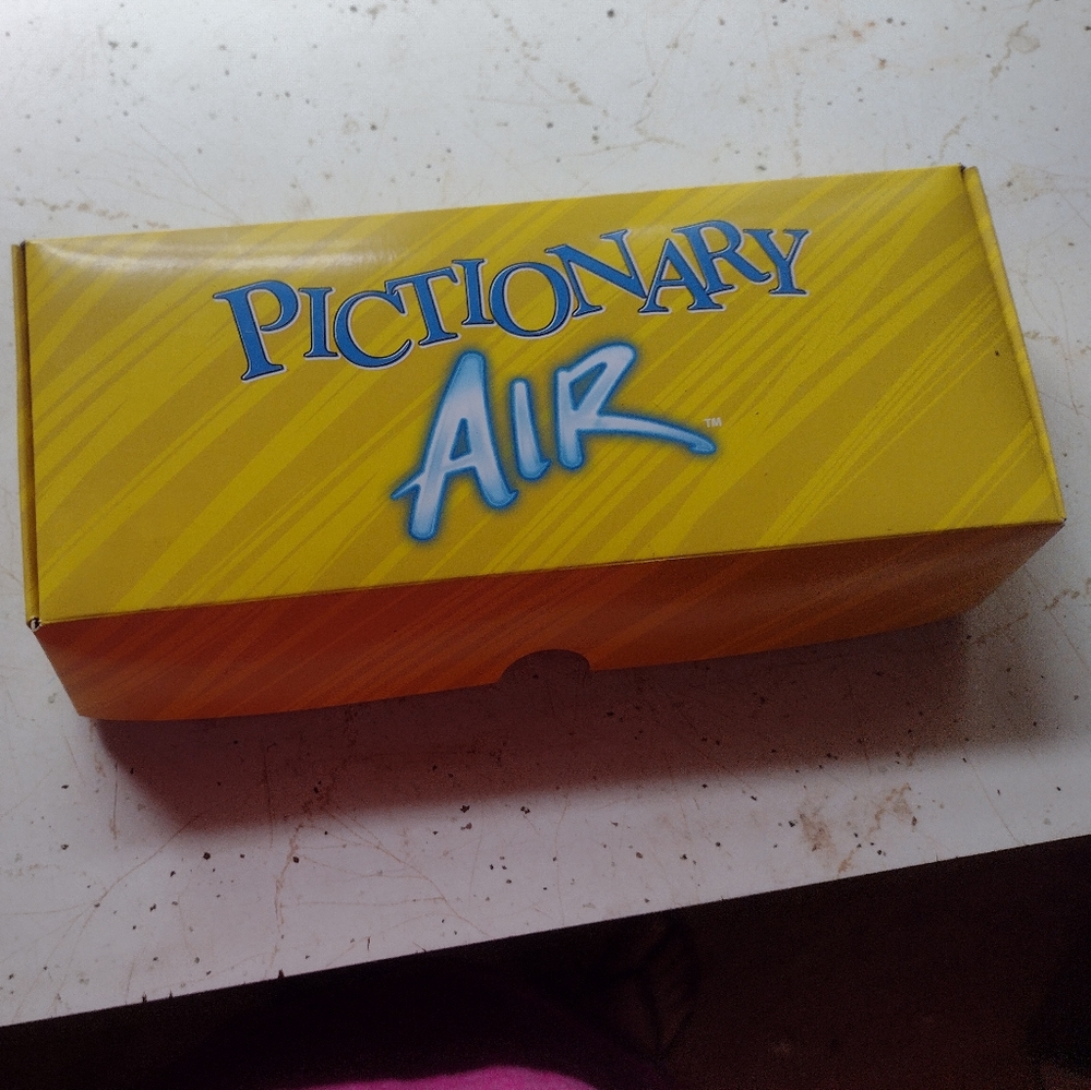 Pictionary air game